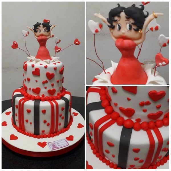torta dos pisos Betty Boop