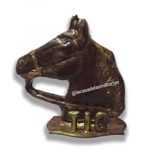 caballo grande de chocolate
