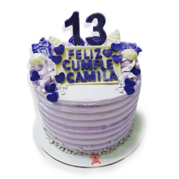 torta de crema en lila