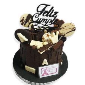 Drip cake sorpresa de chocolate