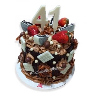 Torta drip de chocolate