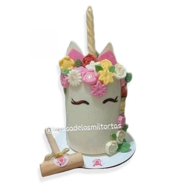 Torta piñata unicornio