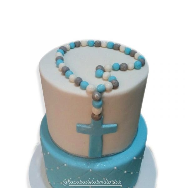 Torta Comunión en Celeste con rosario