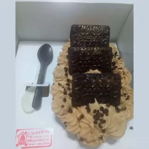 Huevo relleno chocotorta