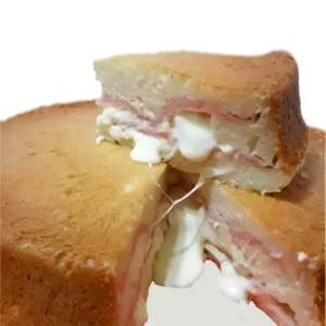 Receta de Torta salada de jamon y queso